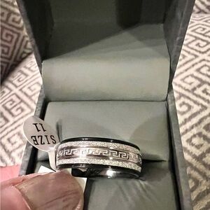 NEW Men's Wedding Band WILLIAMRAST Stainless Steel. Sz 11. Unisex.